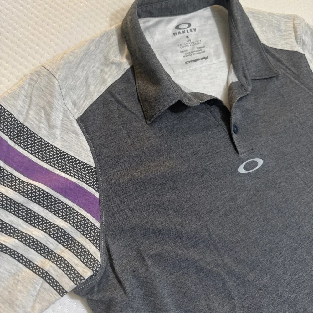 Oakley Golf Polo Shirt L Tailored‎ Fit Mens Short Sleeve Purple Striped Sleeves - Picture 6 of 9